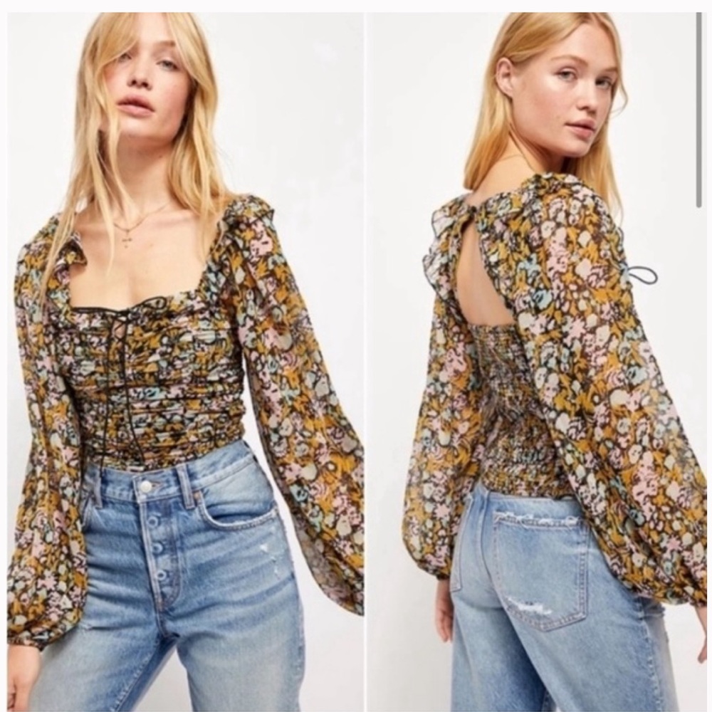 Free People Mabel flower Printed Blouse with bubble flowy long sleeves ruffle